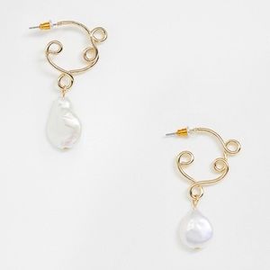ASOS Infinity Loop Pearlish Earring